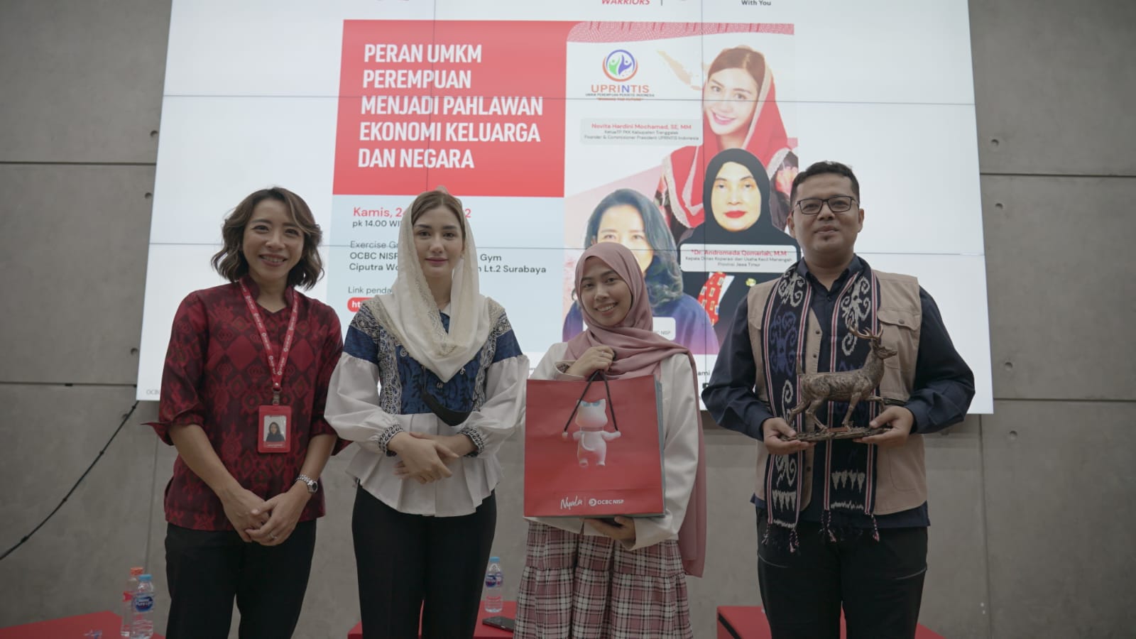 /asset/media/Feature/AboutOCBC/Siaran-Pers/2022/11/24/sp04.jpg